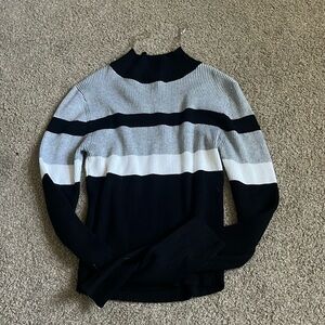 Small Cute turtle neck sweater very light.